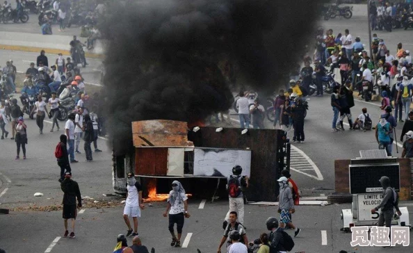 2025年饥荒联机版热门实用指令推荐:掌握这些常用指令称霸联机世界 2025年饥荒联机版热门实用指令推荐:掌握这些常用指令称霸联机世界